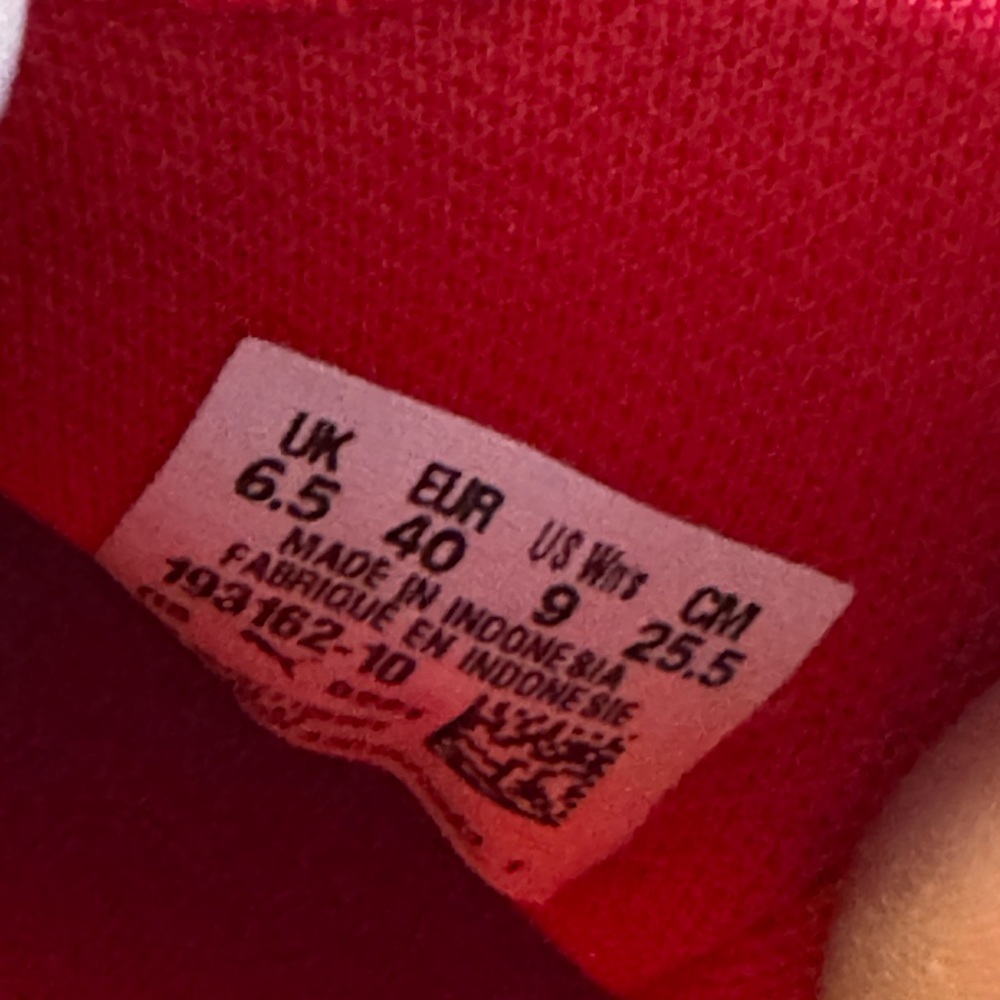 Puma Bold Red Sports Shoes - Picture 6 of 6